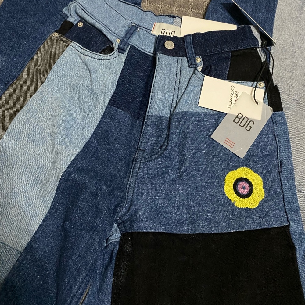 BDG High-Waisted Baggy Jean - Patched NWT Size 24 - Picture 7 of 9